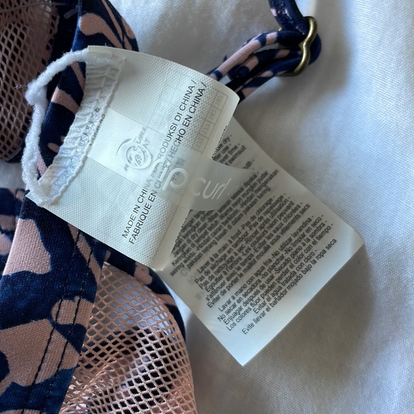 Sun Shadow Rip Curl Triangle Bikini Fixed Top - Picture 7 of 7